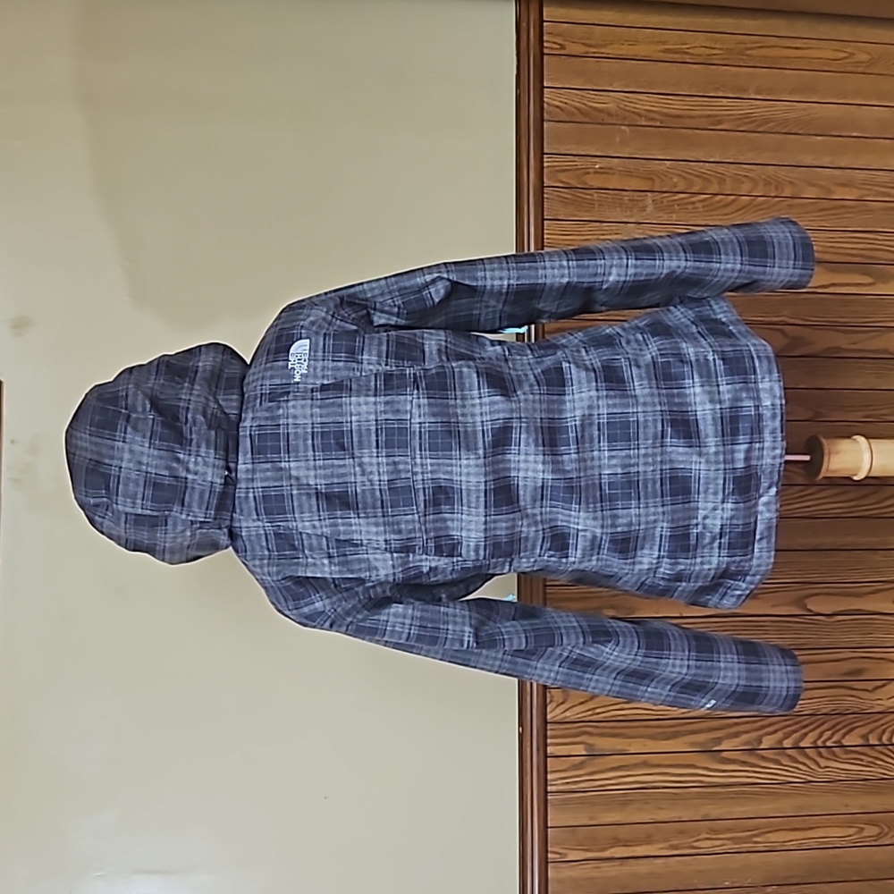 The North Face Plaid Winter Jacket M - Picture 7 of 16